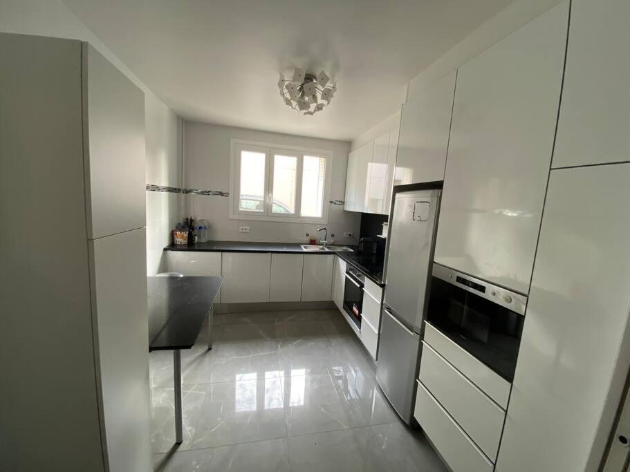 Superbe Appartement Vanves T3 Avec Parking Exterior foto
